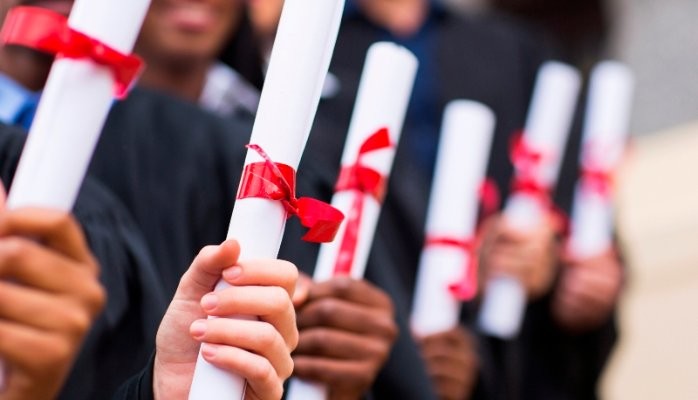 College graduates College graduates